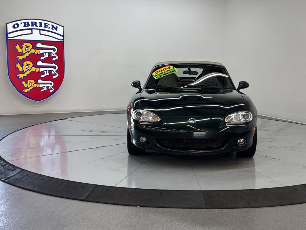Used 2004 Emerald Mica Mazda Base image 10