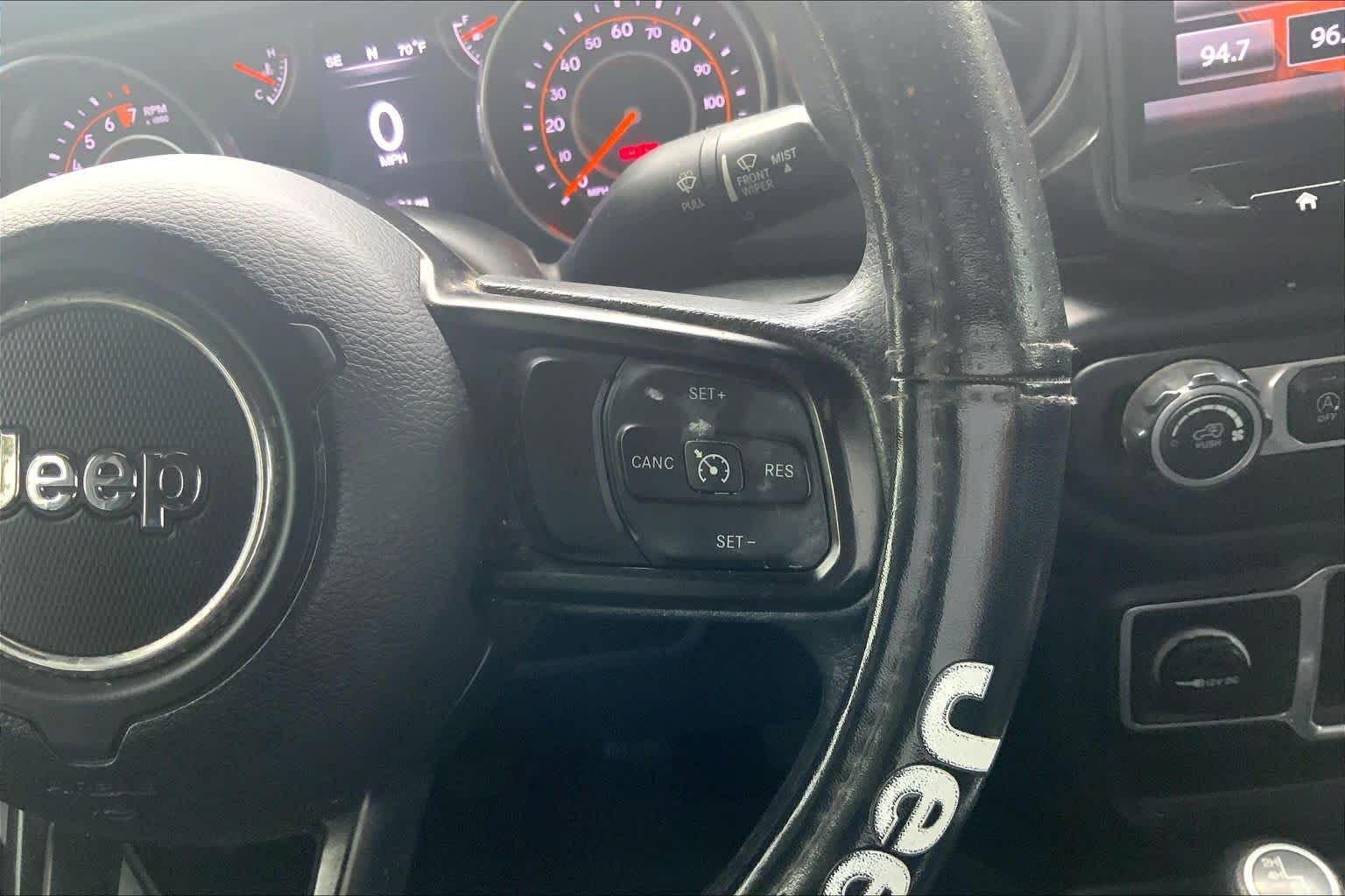 Used 2018 Bright White Clearcoat Jeep Sport image 25