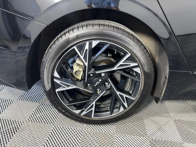 Used 2025 Black Kia GT-Line image 43