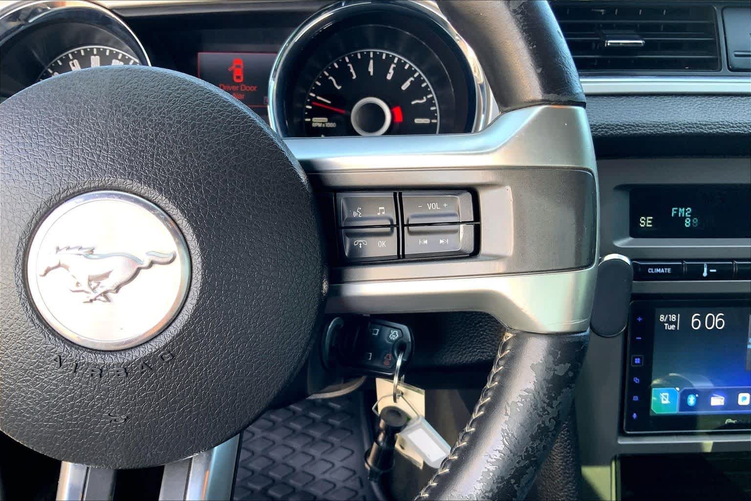 Used 2014 Sterling Gray Metallic Ford V6 Premium image 20