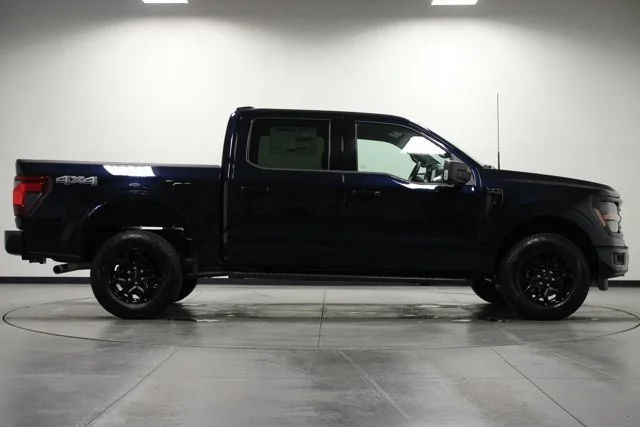 New 2026 Carbonized Gray Metallic Ford F-250® Lariat® image 25