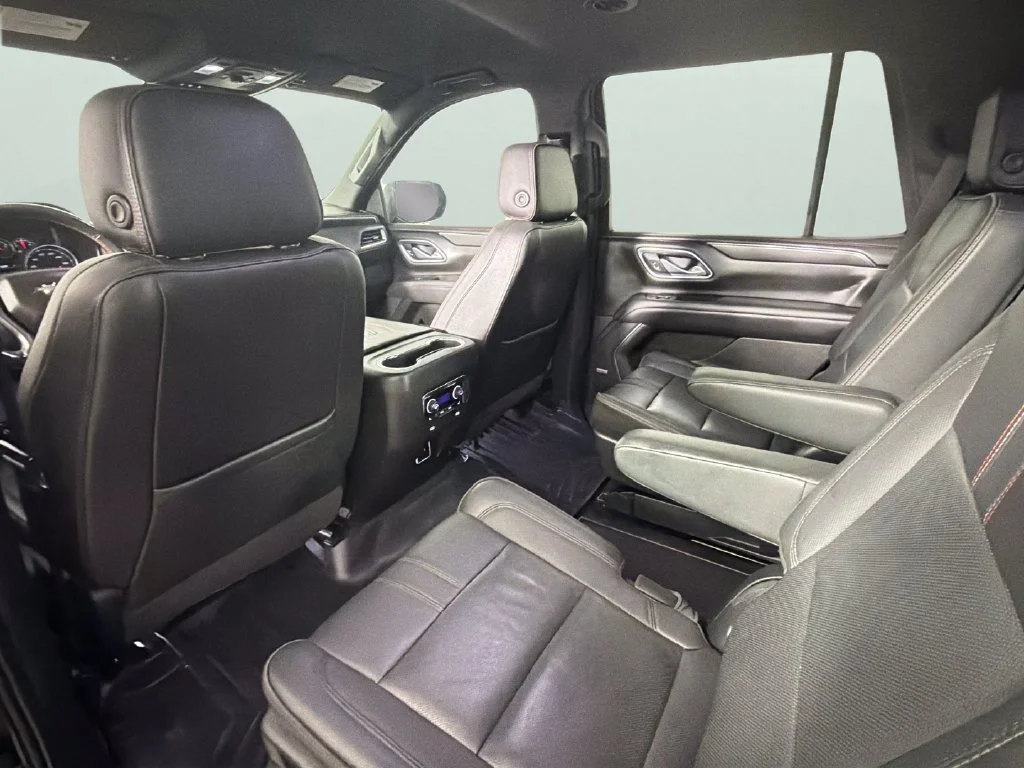 Used 2021 BLACK Chevrolet RST image 28
