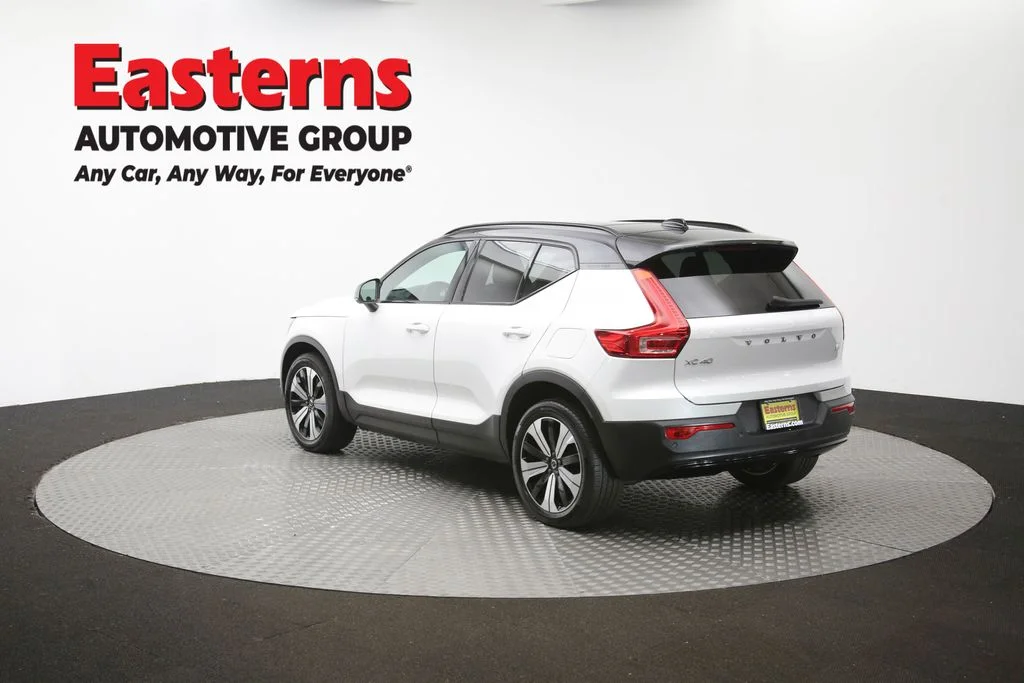 Used 2023 White Volvo Twin Plus image 58