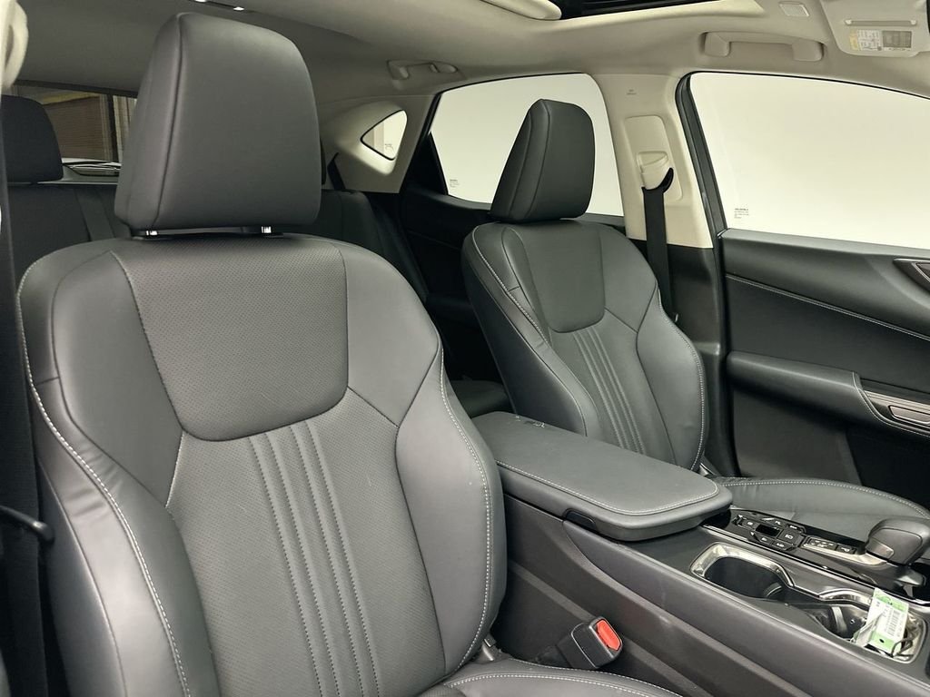 Used 2023 Silver Lexus 350 image 18