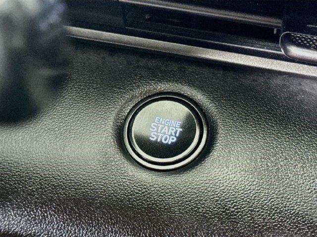 Used 2026 Fluid Metal Hyundai SEL Sport image 17