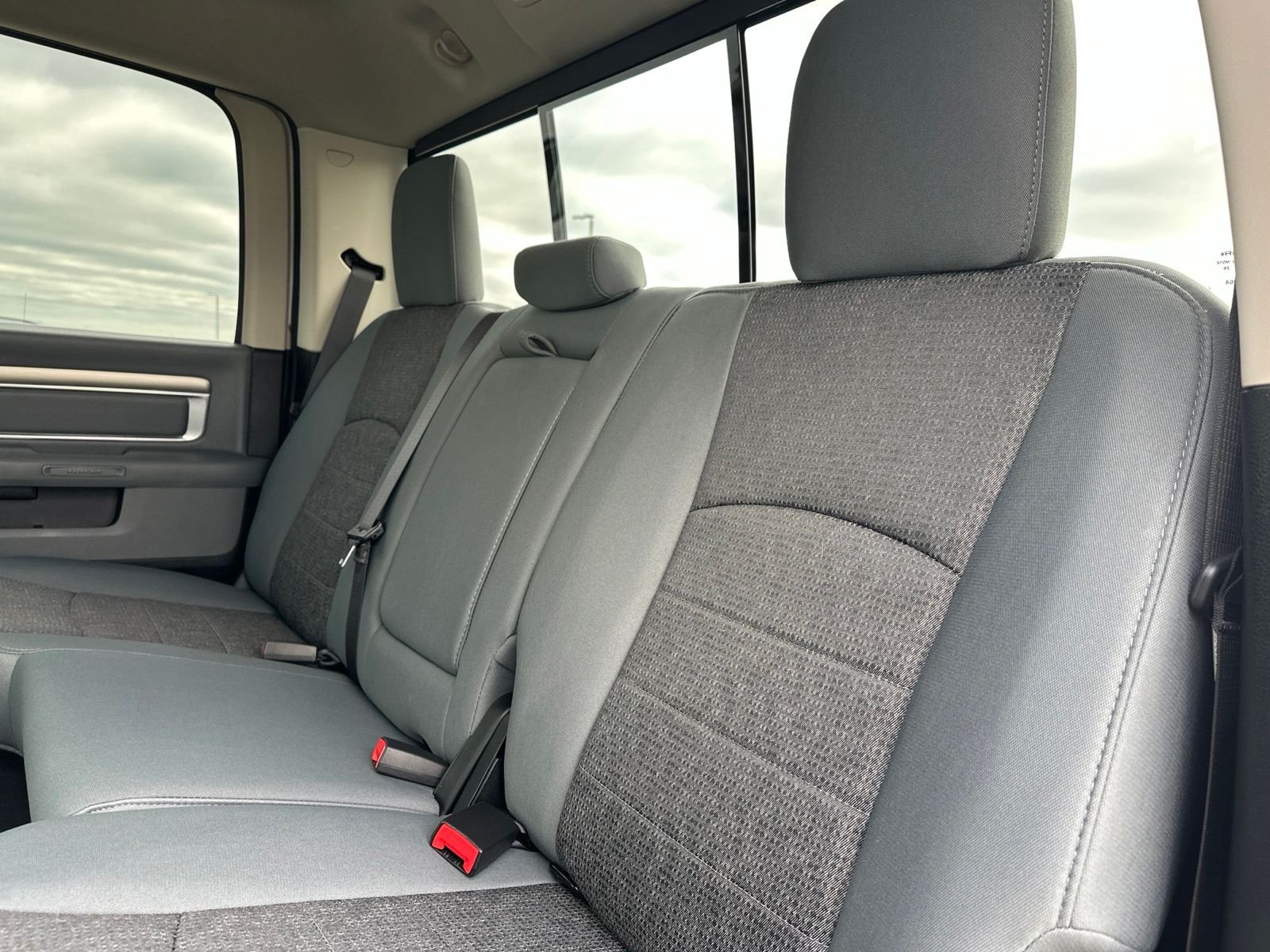Used 2017 Silver Ram Big Horn image 24