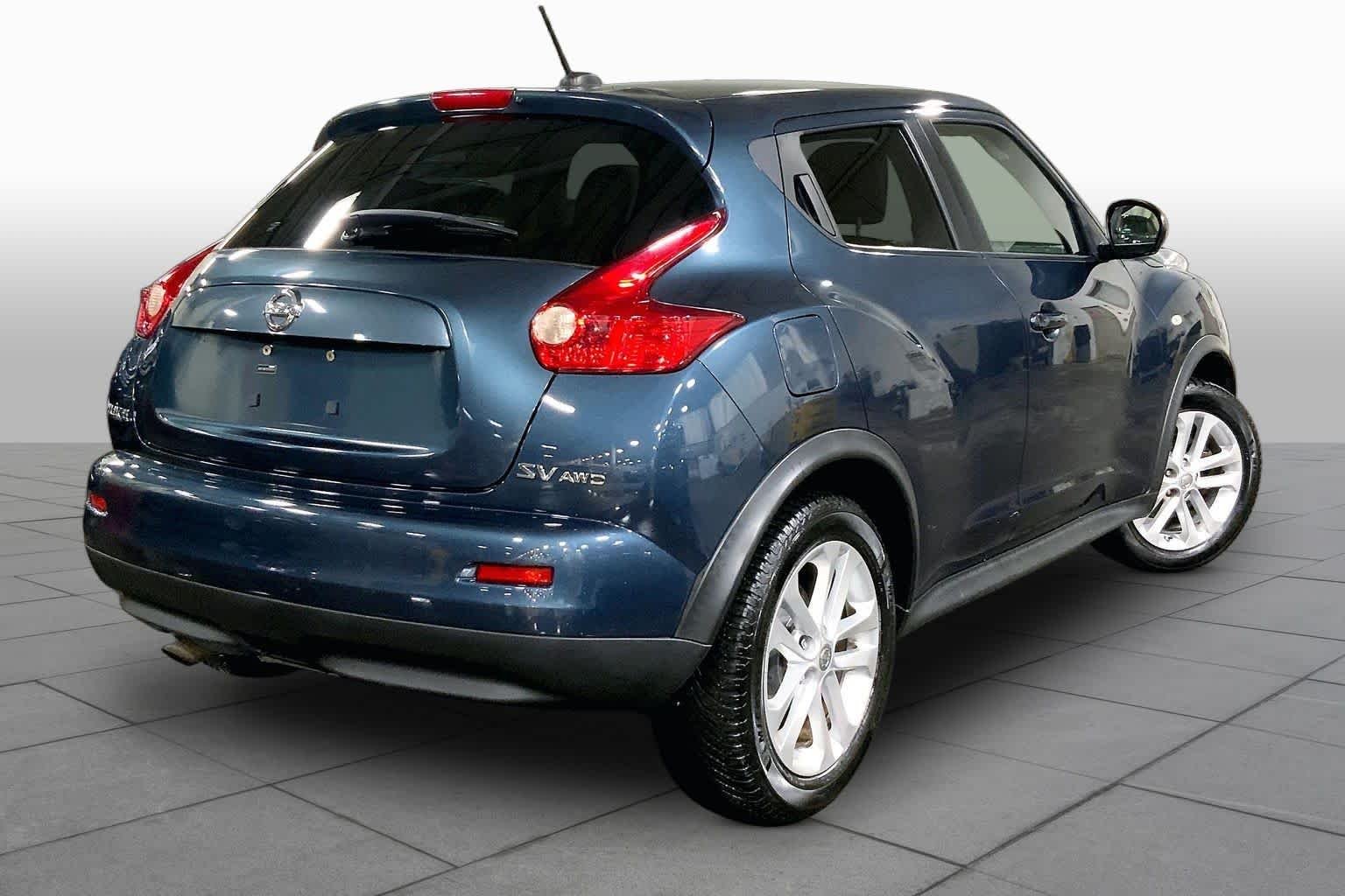 Used 2011 Graphite Blue Nissan SV image 12