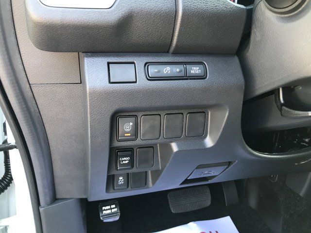 2026 Nissan Frontier SV - Photo 13