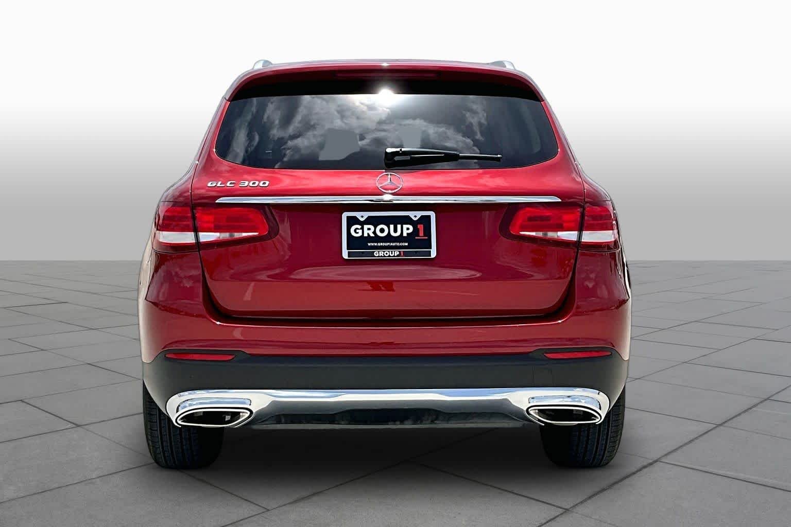Used 2019 designo Cardinal Red Metallic Mercedes-Benz GLC 300 image 5