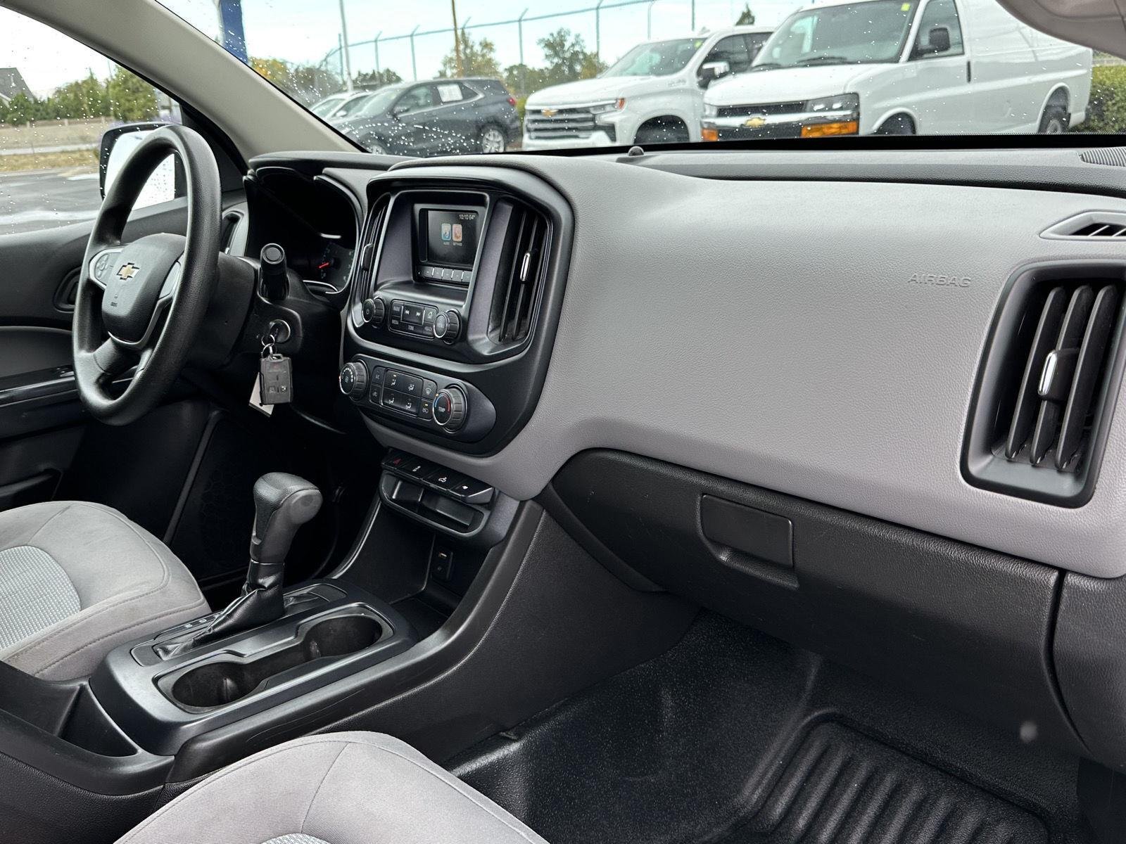 Used 2016 SUMMIT WHITE Chevrolet 2WD WT image 37