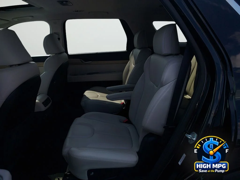 Used 2022 Black Hyundai SEL image 32