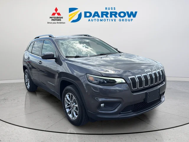Used 2019 Gray Jeep Latitude Plus image 7