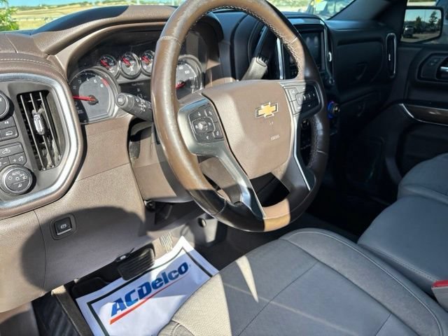 Used 2019 SILVER ICE METALLIC Chevrolet LT image 14