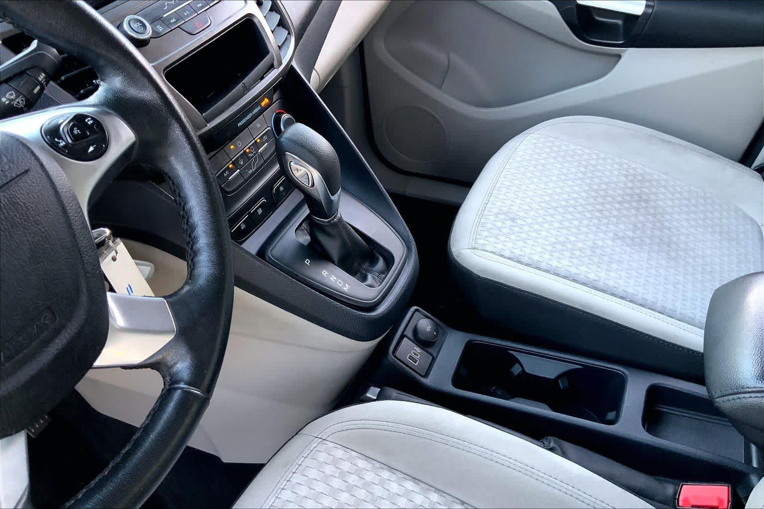 Used 2023 Frozen White Ford XLT image 15