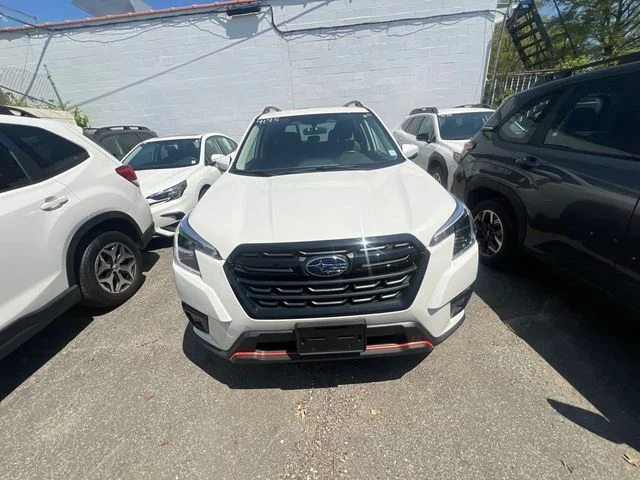 2023 Subaru Forester Sport's photo