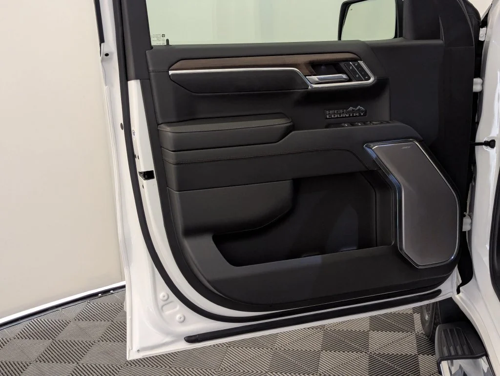 Used 2024 Beige Chevrolet High Country image 40