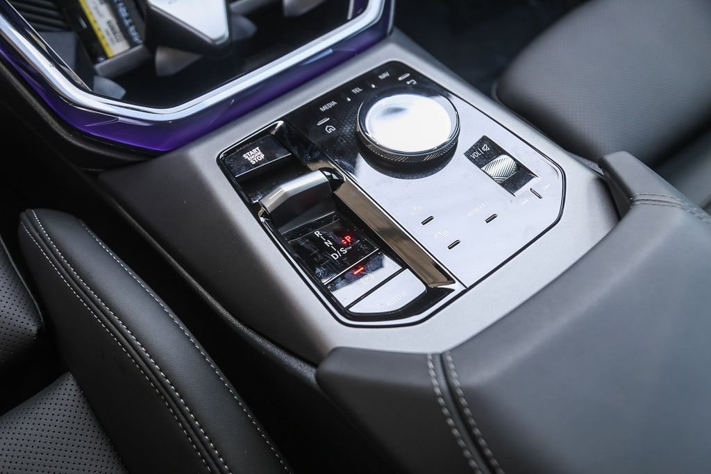 Used 2026 Skyscraper Grey Metallic BMW 30 xDrive image 16