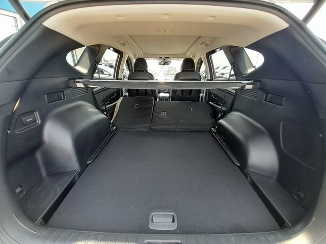 Used 2022 Silver Hyundai Limited image 47