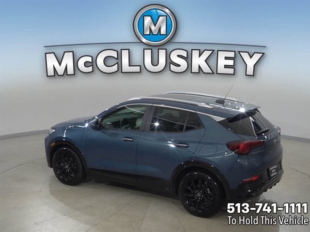 Used 2025 Ocean Blue Metallic Buick Sport Touring image 27