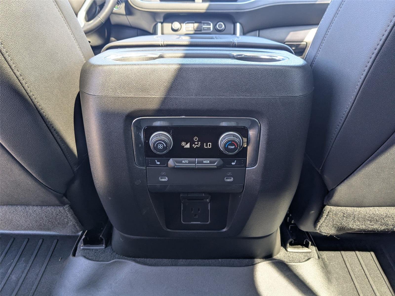 Used 2023 Midnight Blue Metallic Chevrolet Premier image 27