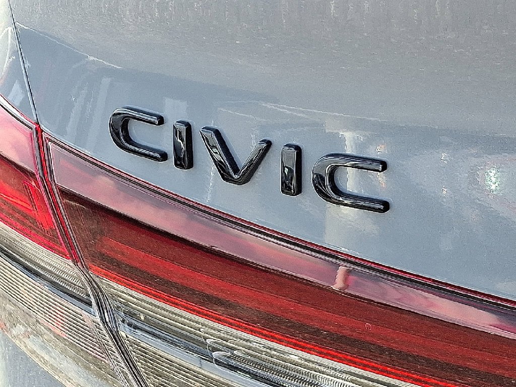 New 2026 Urban Gray Pearl Honda 2WD Sport Hybrid image 5