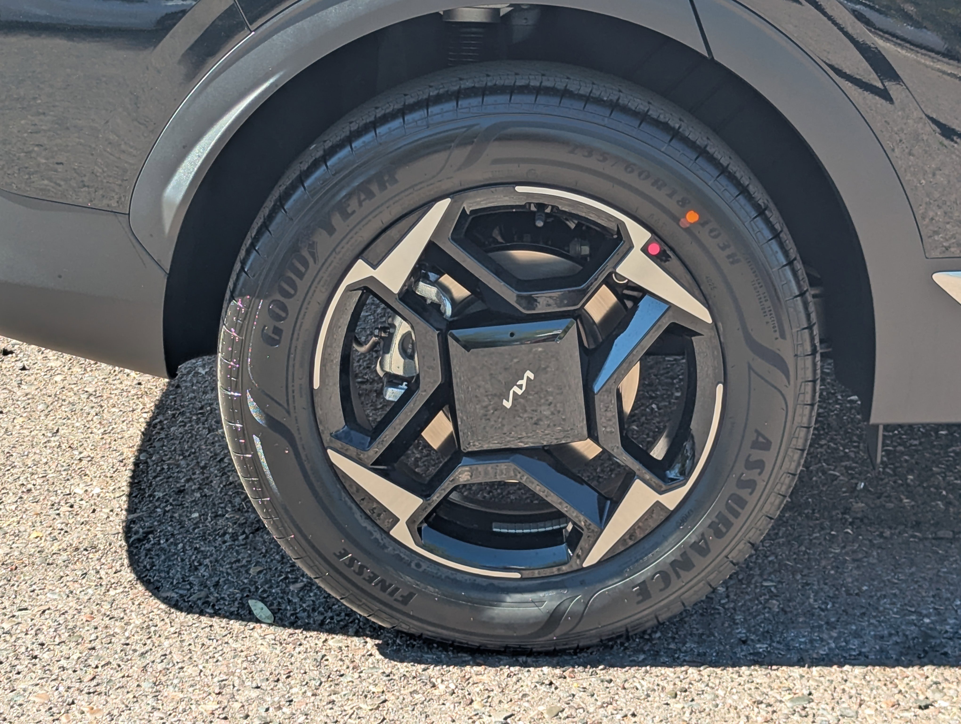 New 2026 Fusion Black Kia EX image 7