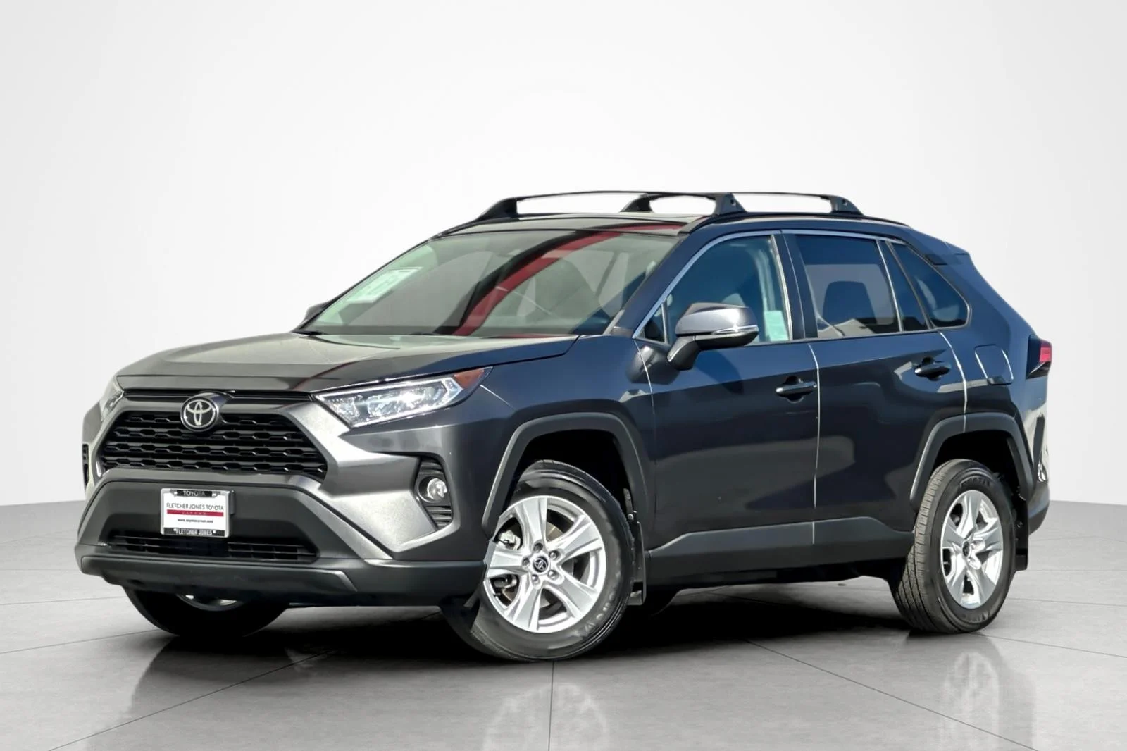 Used 2021 MAGNETIC GRAY Toyota XLE image 1