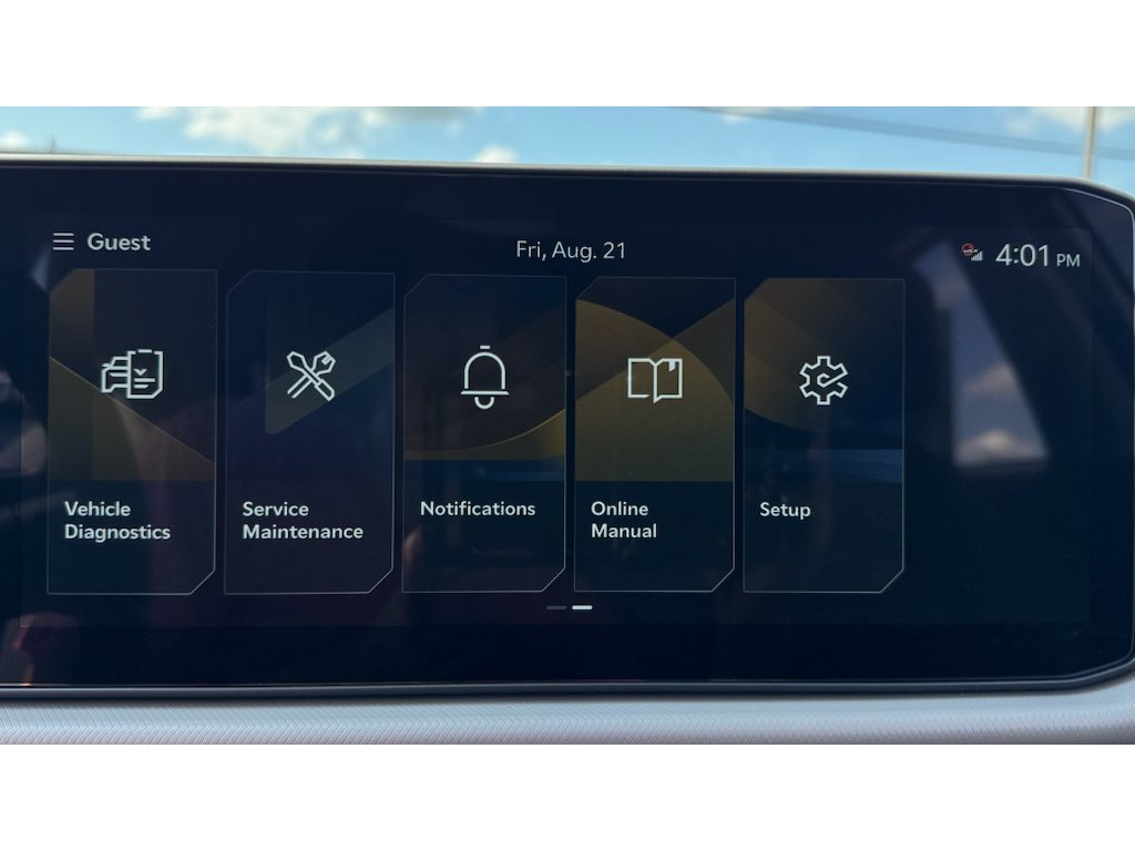 New 2027 Snow White Pearl Kia LX image 16