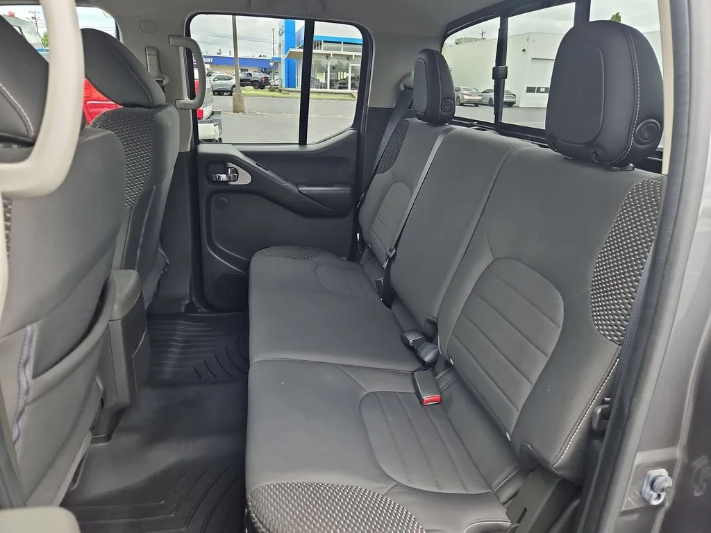 Used 2018 Gray Nissan PRO-4X image 23