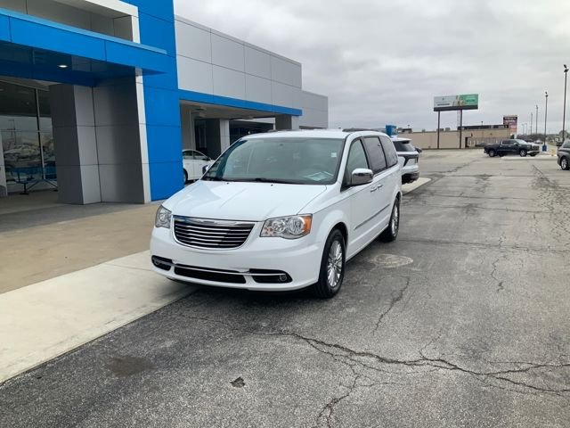 Used 2015 Chrysler Town & Country Touring-L with VIN 2C4RC1CG3FR610955 for sale in Kokomo, IN