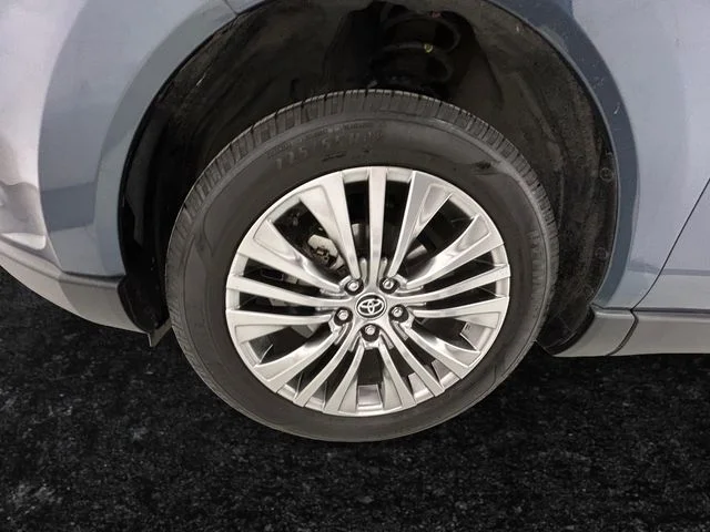 Used 2024 Gray Toyota XLE image 27