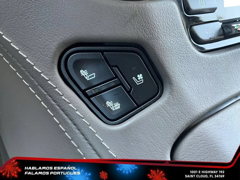 Used 2019 PEPPERDUST METALLIC GMC Denali image 12
