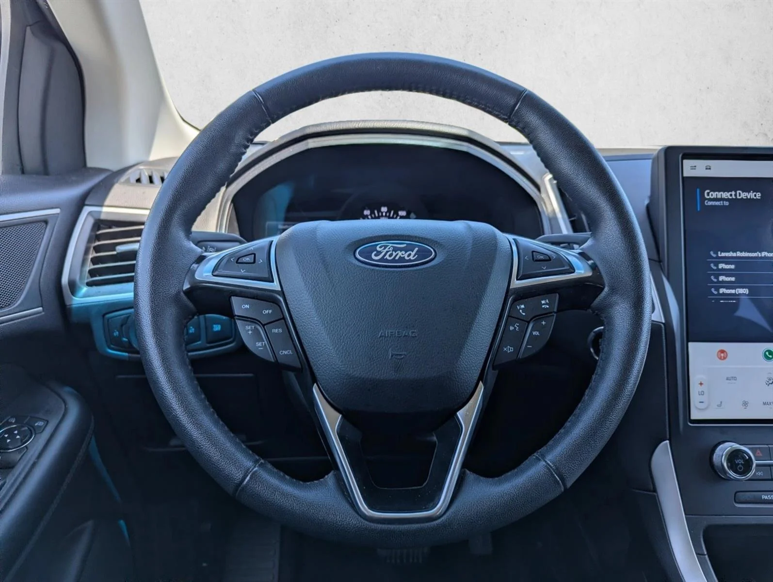 Used 2024 Oxford White Ford SEL image 15