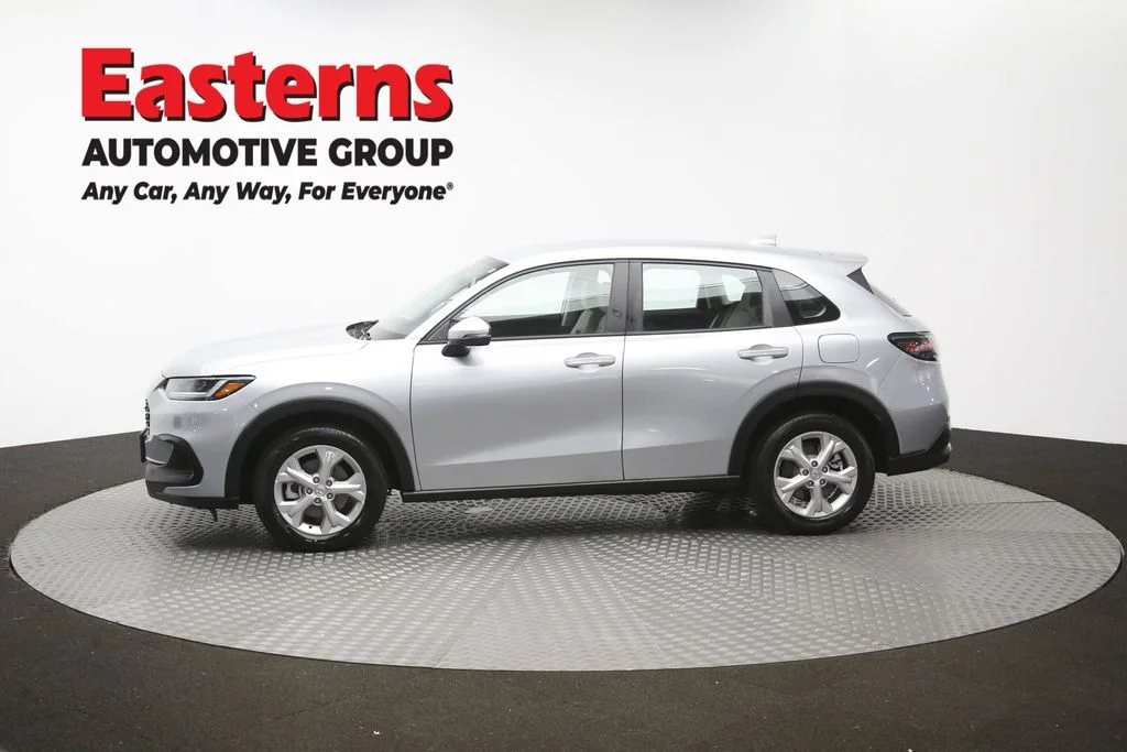 Used 2025 Silver Honda LX image 57