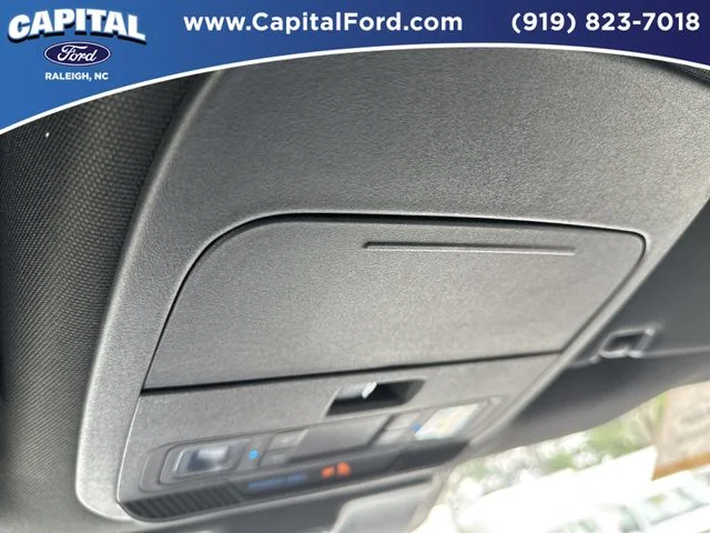 Used 2024 White Ford XLT image 32