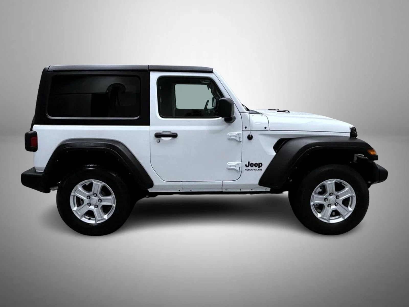Used 2022 White Jeep Sport S image 4