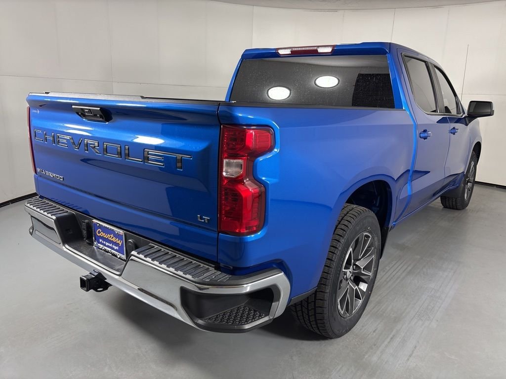 Used 2024 Blue Chevrolet LT image 8