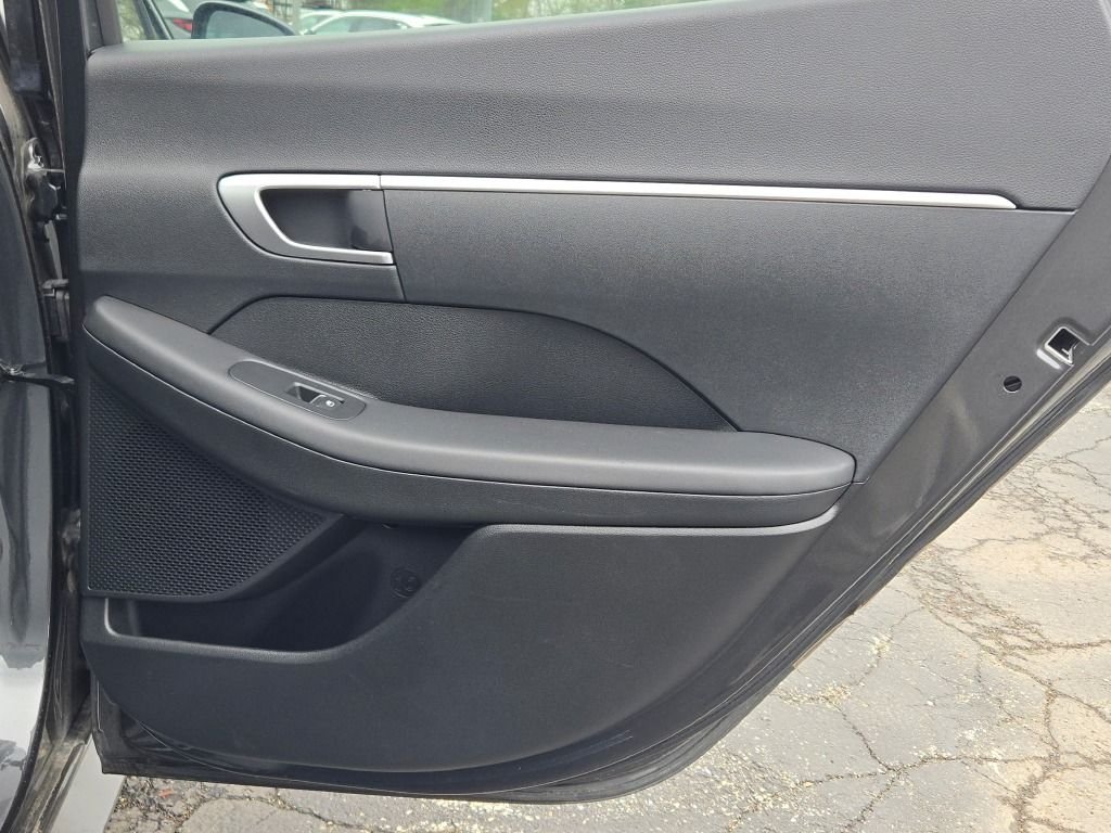 Used 2025 Gray Hyundai SE image 11