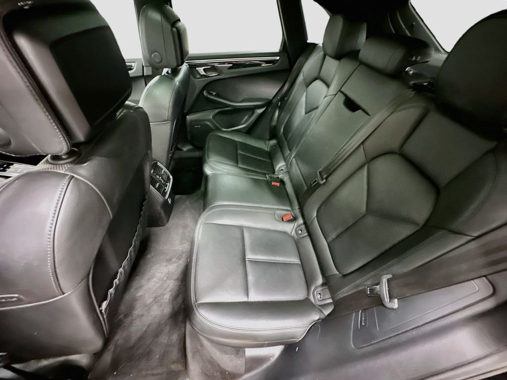 Used 2022 Black Porsche Base image 25