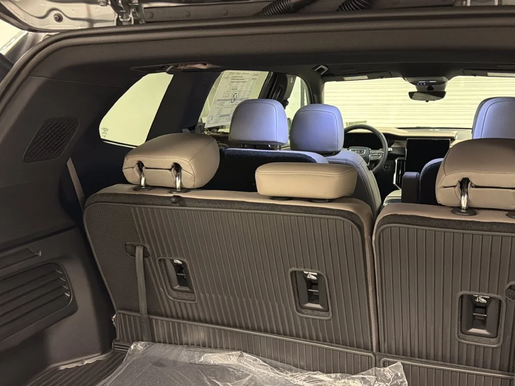 New 2027 Sterling Metallic GMC Elevation image 17