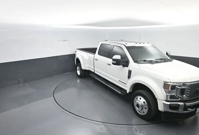 Certified Used 2020 White Metallic Ford Lariat image 26