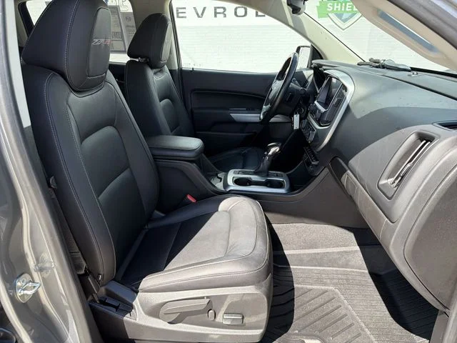 Used 2022 Gray Chevrolet ZR2 image 25