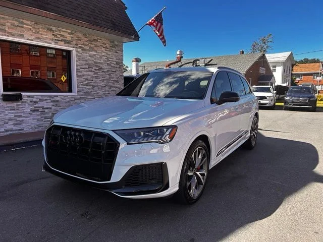 2023 Audi SQ7 Prestige