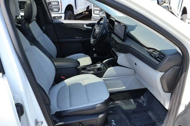 Certified Used 2024 White Metallic Ford Platinum image 24