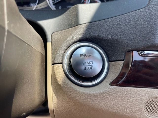 Used 2013 White Mercedes-Benz E 350 image 16