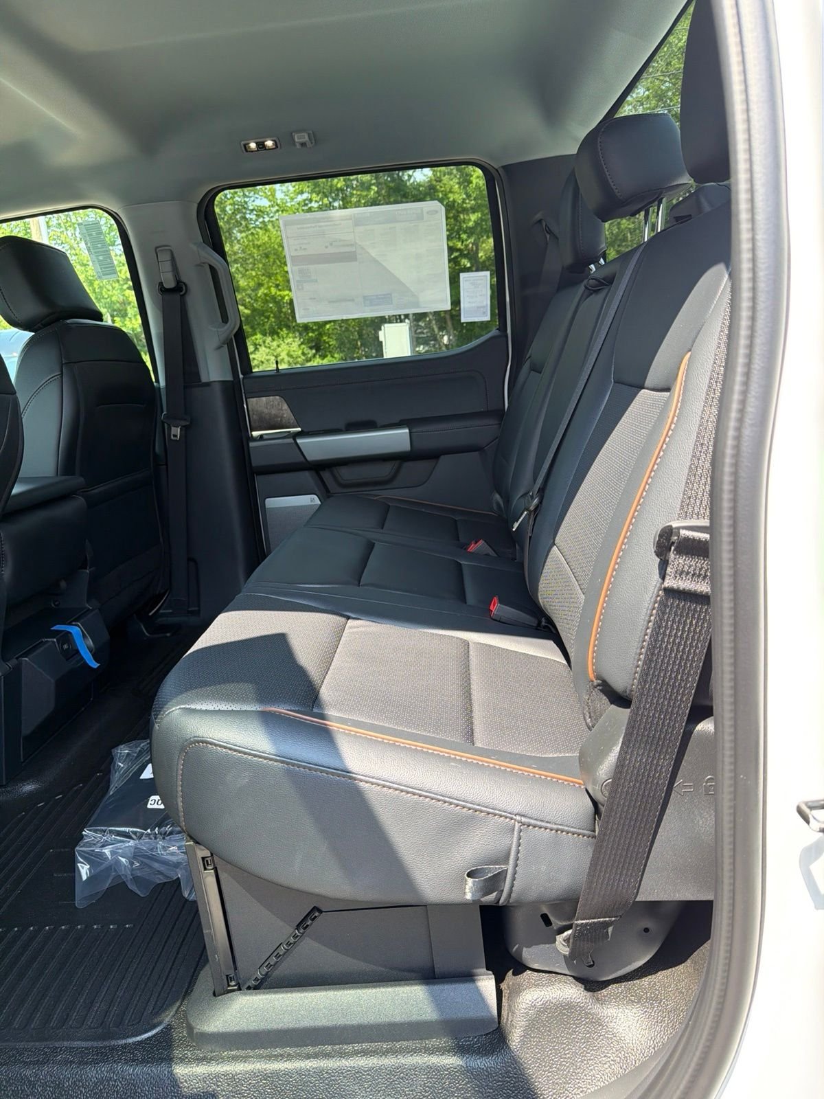 New 2026 Oxford White Ford F-250® Lariat® image 16
