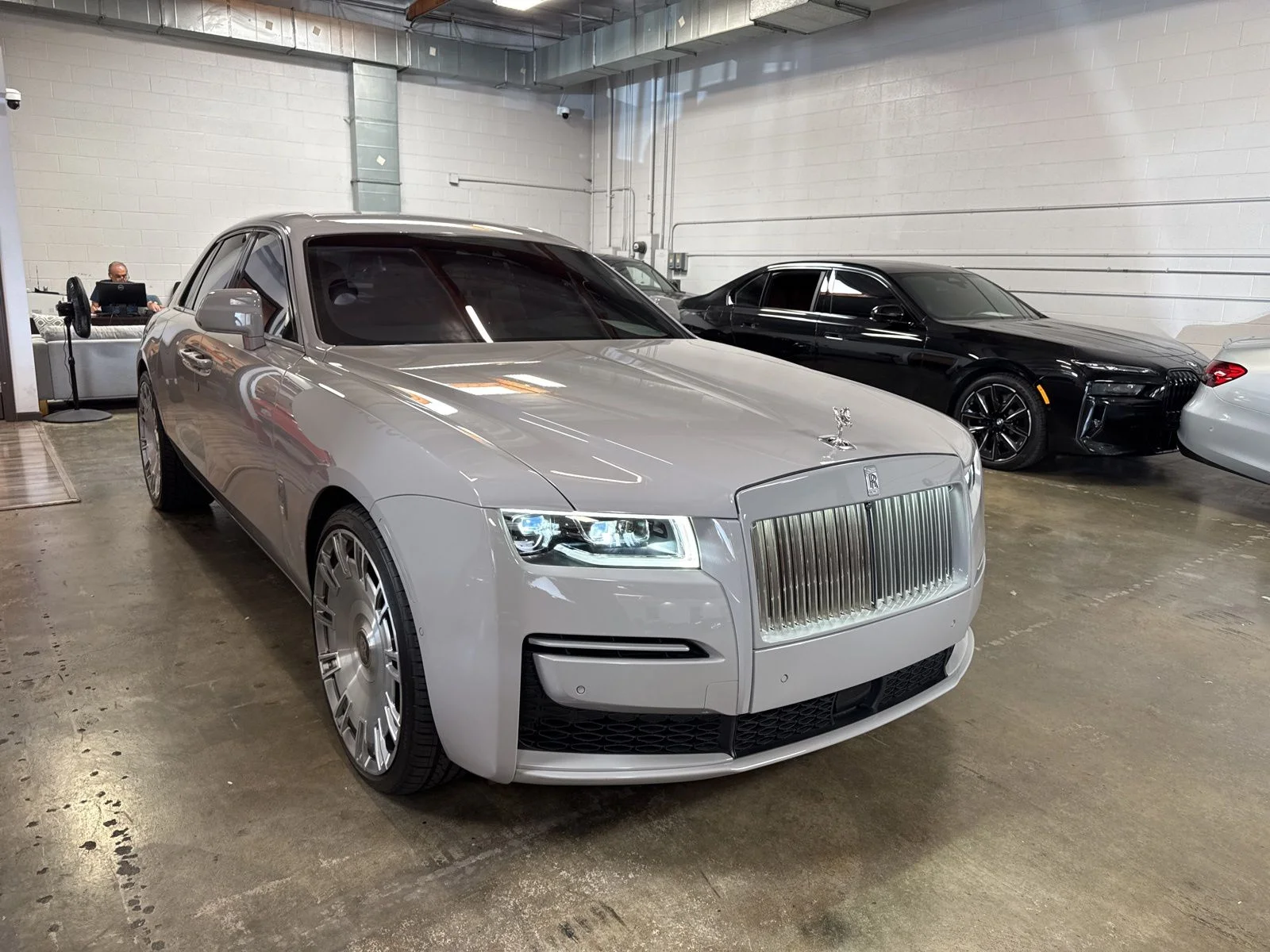 Used 2022 Gray Rolls-Royce Base image 3