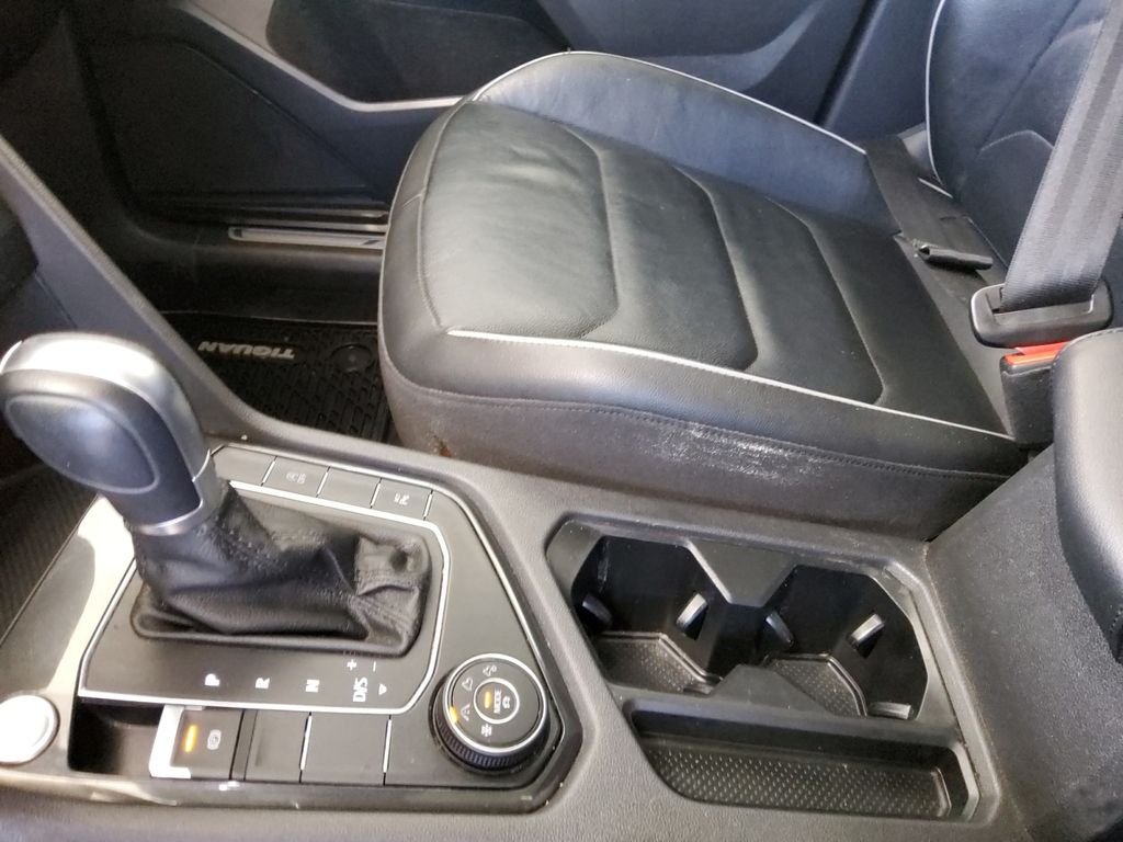 Used 2019 Beige Volkswagen 2.0T SEL Premium R-Line image 23
