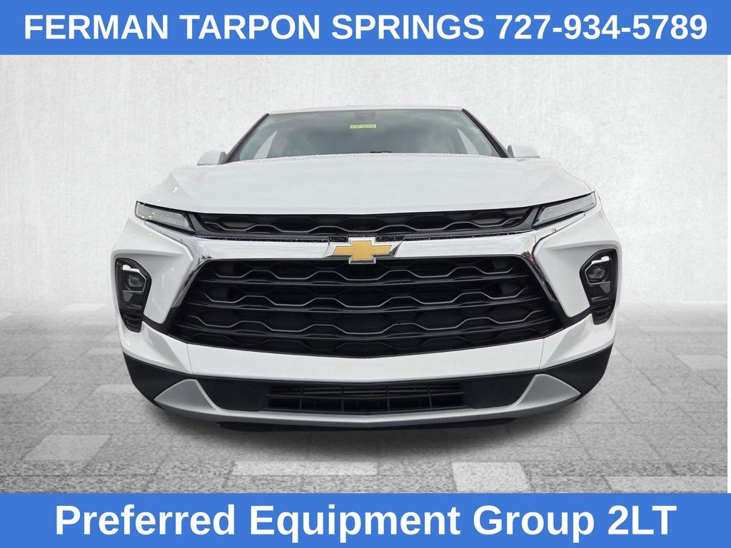 Used 2023 White Chevrolet LT image 5