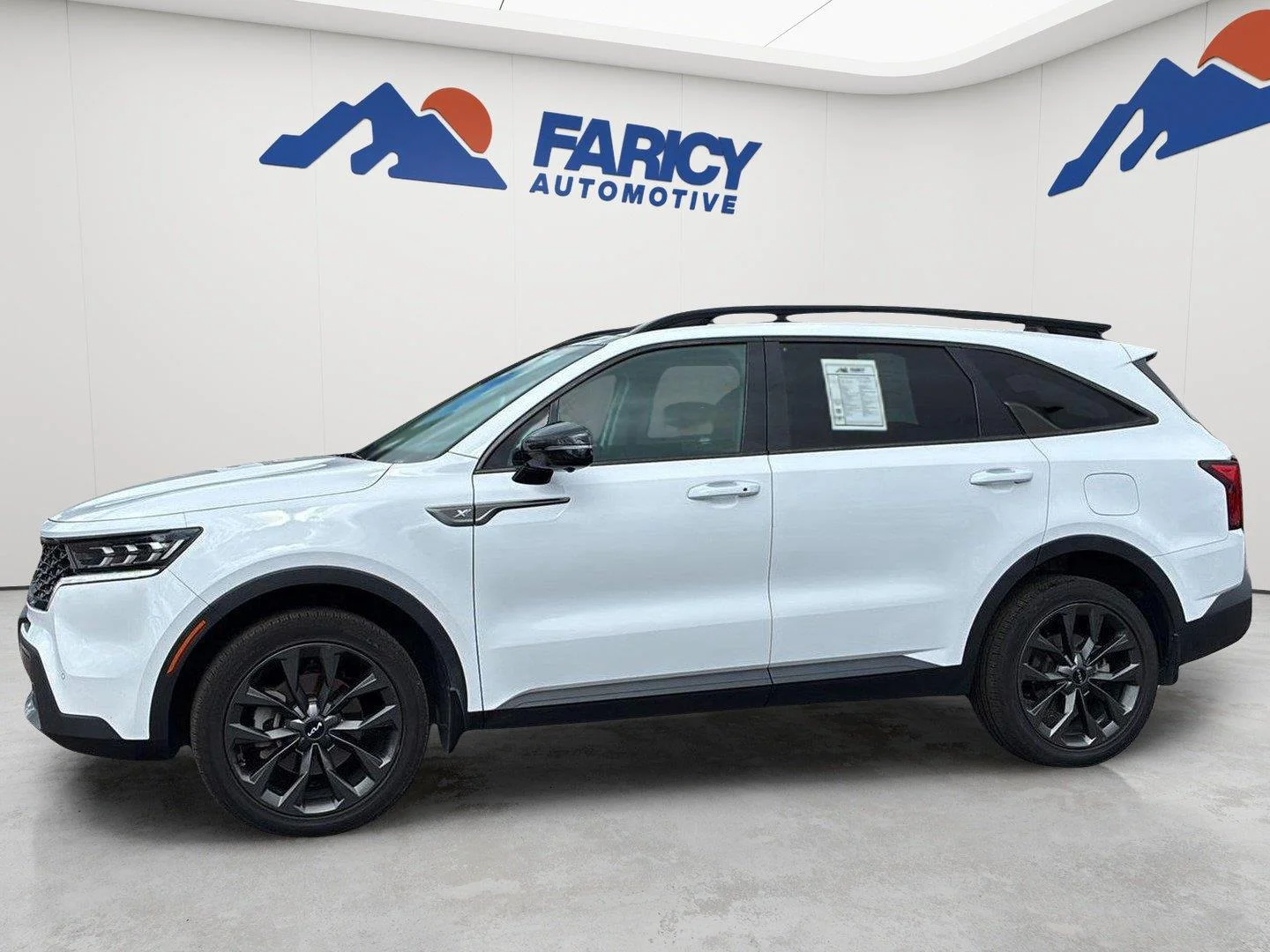 Used 2022 Glacial White Pearl Kia X-Line SX Prestige image 1